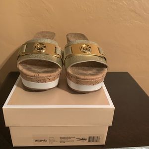 Michael Kors Warren Wedge SZ 8.5!